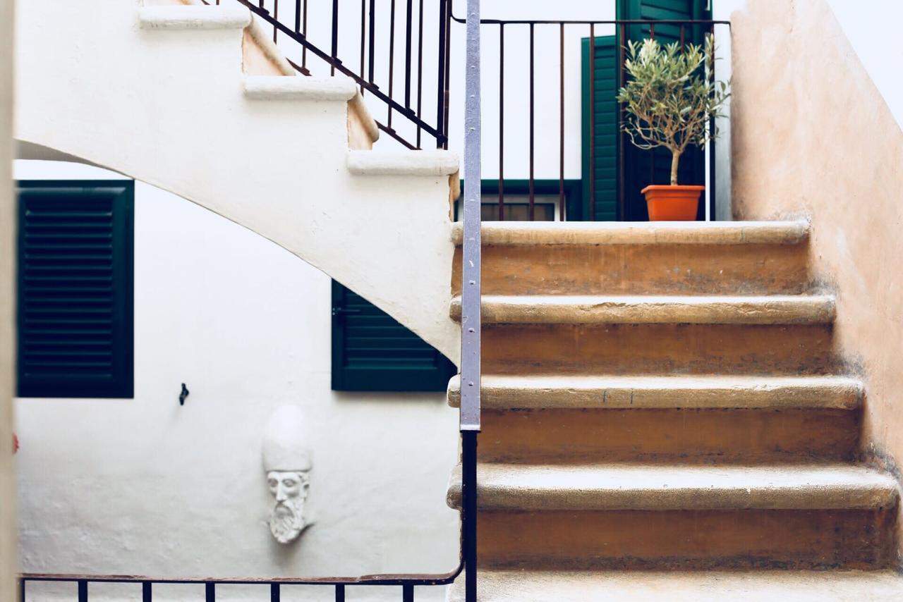 La Mitria Bed & Breakfast ตรานิ ภายนอก รูปภาพ